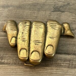 1978 vintage Solid Brass Baron Buckle 6063 knuckles hand fingers  #941